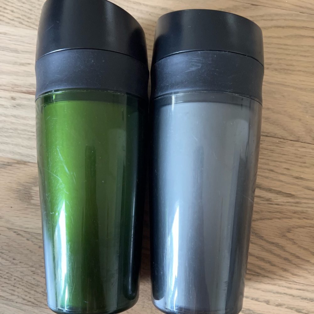 OXO Good Grips LiquiSeal Coffee/Tea Travel Mugs Tumblers Set of Two